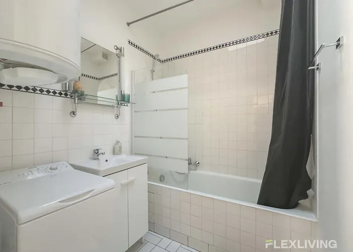 Flexliving - - Bausset *